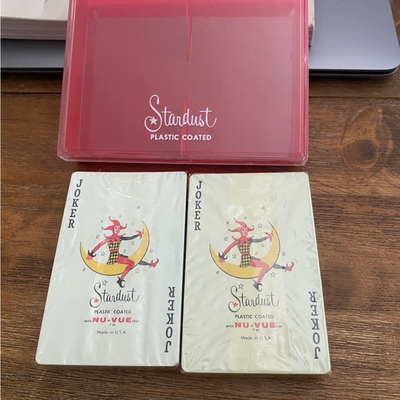 New Vintage Stardust colorful fruit sealed 2 decks of playing cards plastic case - Picture 4 of 4